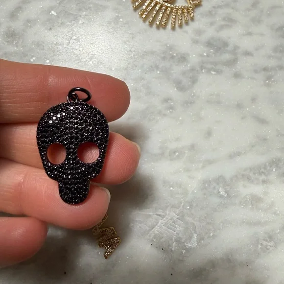 Lot of fun pendants for jewelry making skulls evil eye mama - Picture 3 of 7